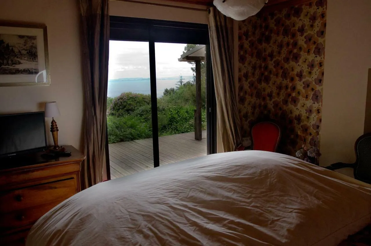 Bed and Breakfast Les Fous De Bassans Poullan-sur-Mer Frühstückspension